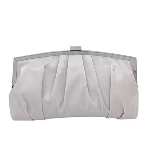 La Regale Jianna Casually Pleated Frame Clutch